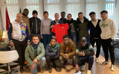 Consegnati i completini da calcio alla Cooperativa T.E.A.M.