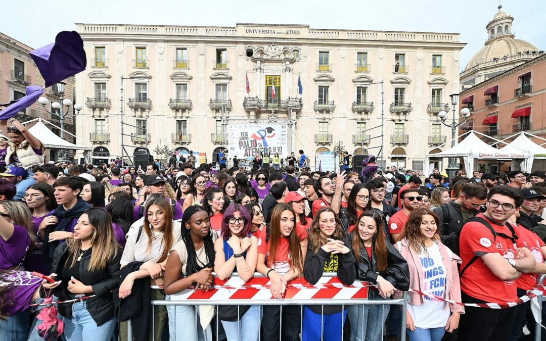 Al via il 19° palio d’Ateneo: le nuvole non hanno frenato la sfilata e le gare